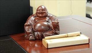 Đặt tượng Phật Di Lặc trong nhà, tài lộc và hạnh phúc ùn ùn kéo tới
