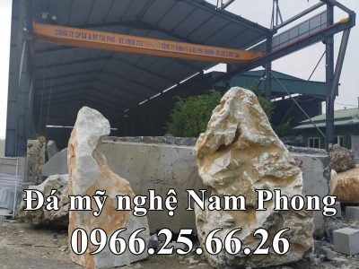 Bia đá tự nhiên (Biển hiệu đá) Hà Nội