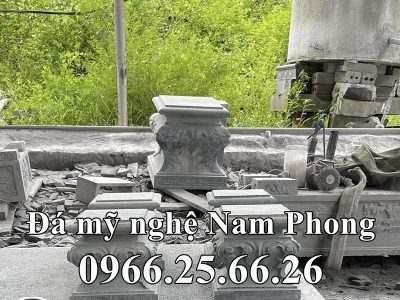 Chân cột đá vuông đá xanh đen tại Ninh Bình