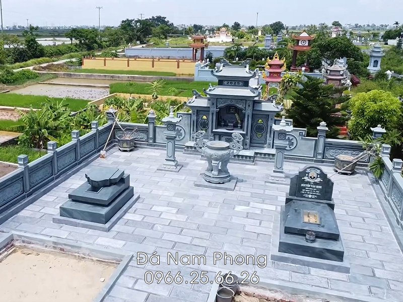 Hai ngôi Mộ đá đẹp cho phần mộ của Ông Bà - Cha Mẹ.jpg Hai ngôi Mộ đá đẹp cho phần mộ của Ông Bà - Cha Mẹ.jpg