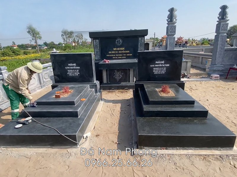 Xây Lăng Mộ gia đình bằng đá granite.jpg Xây Lăng Mộ gia đình bằng đá granite.jpg