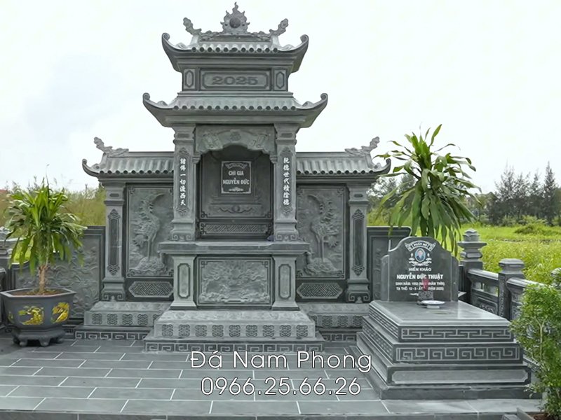 Mẫu Mộ đá xanh rêu 3 cấp nguyên khối và lăng thờ đá #langmoda.jpg Mẫu Mộ đá xanh rêu 3 cấp nguyên khối và lăng thờ đá #langmoda.jpg