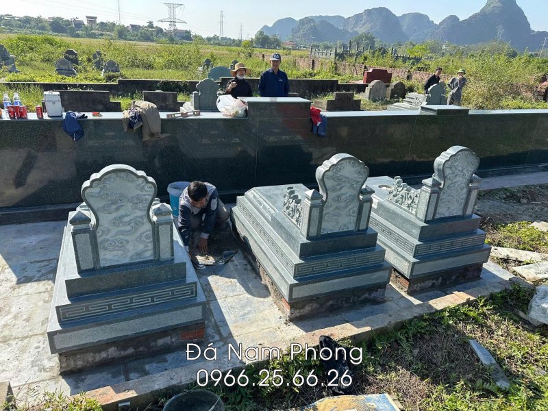 Mãu Mộ bành 3 cấp nguyên khối.jpg Mãu Mộ bành 3 cấp nguyên khối.jpg